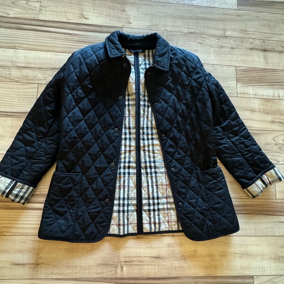 Black Burberry quilted jacket - Picture 1 of 6